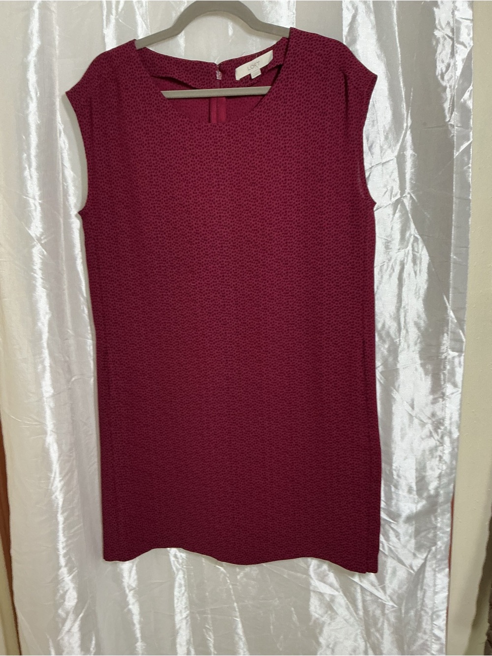 LOFT Magenta Dot-Print Sleeveless Shift Dress